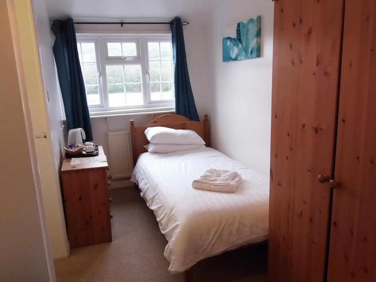 Betty Cottles Inn Okehampton Zewnętrze zdjęcie